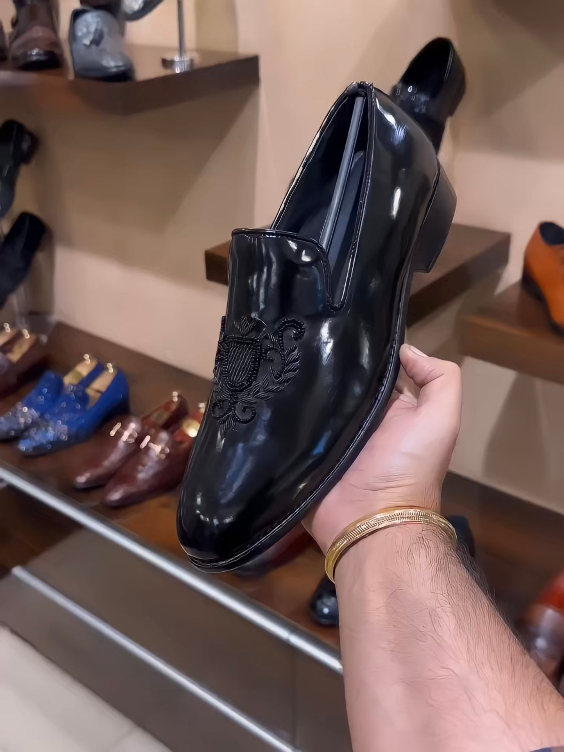 Hand-embroidered Matt Finish Slip-ons