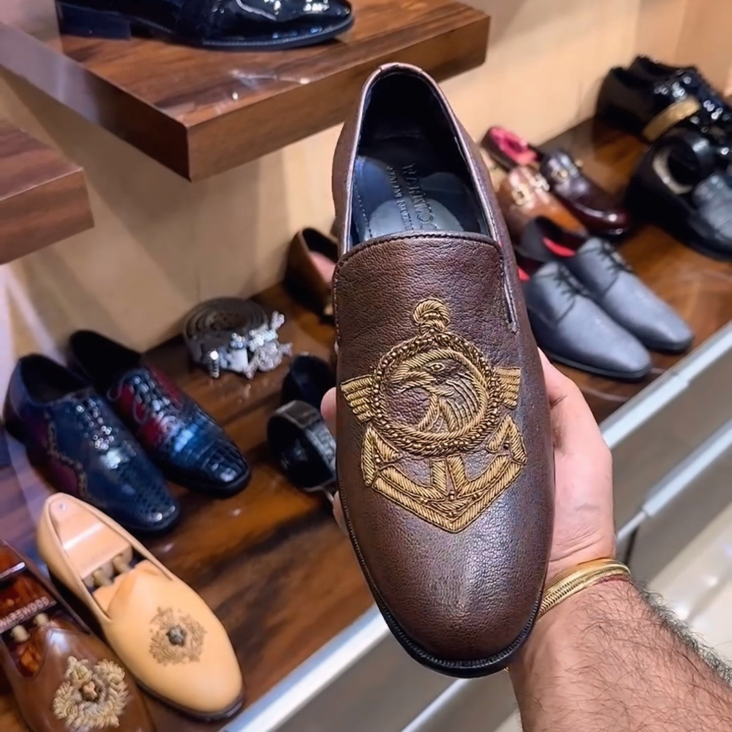 Brown Natural Grain Leather Embroidery Moccasins