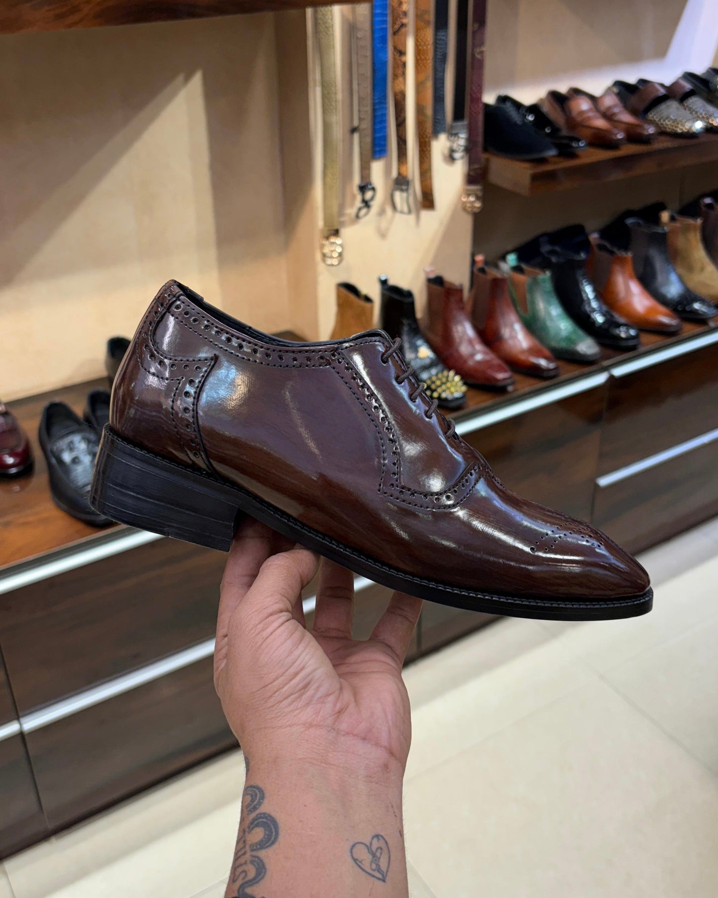 Mirror Gloss Dual-tone Semi-brogue Oxfords with 3.5 Inch Elevation