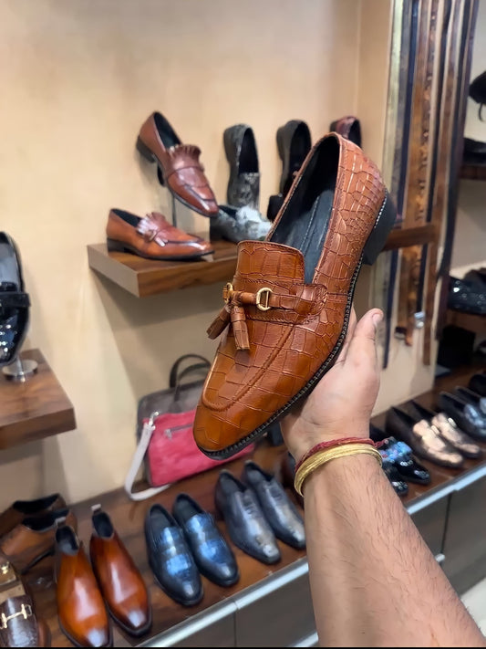 Tan Patina Crocodile Scaled Tassel Loafers