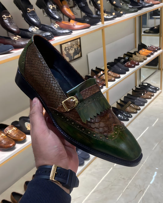 Dual-tone Brown-green Cobra Scaled Fringes Moccasins