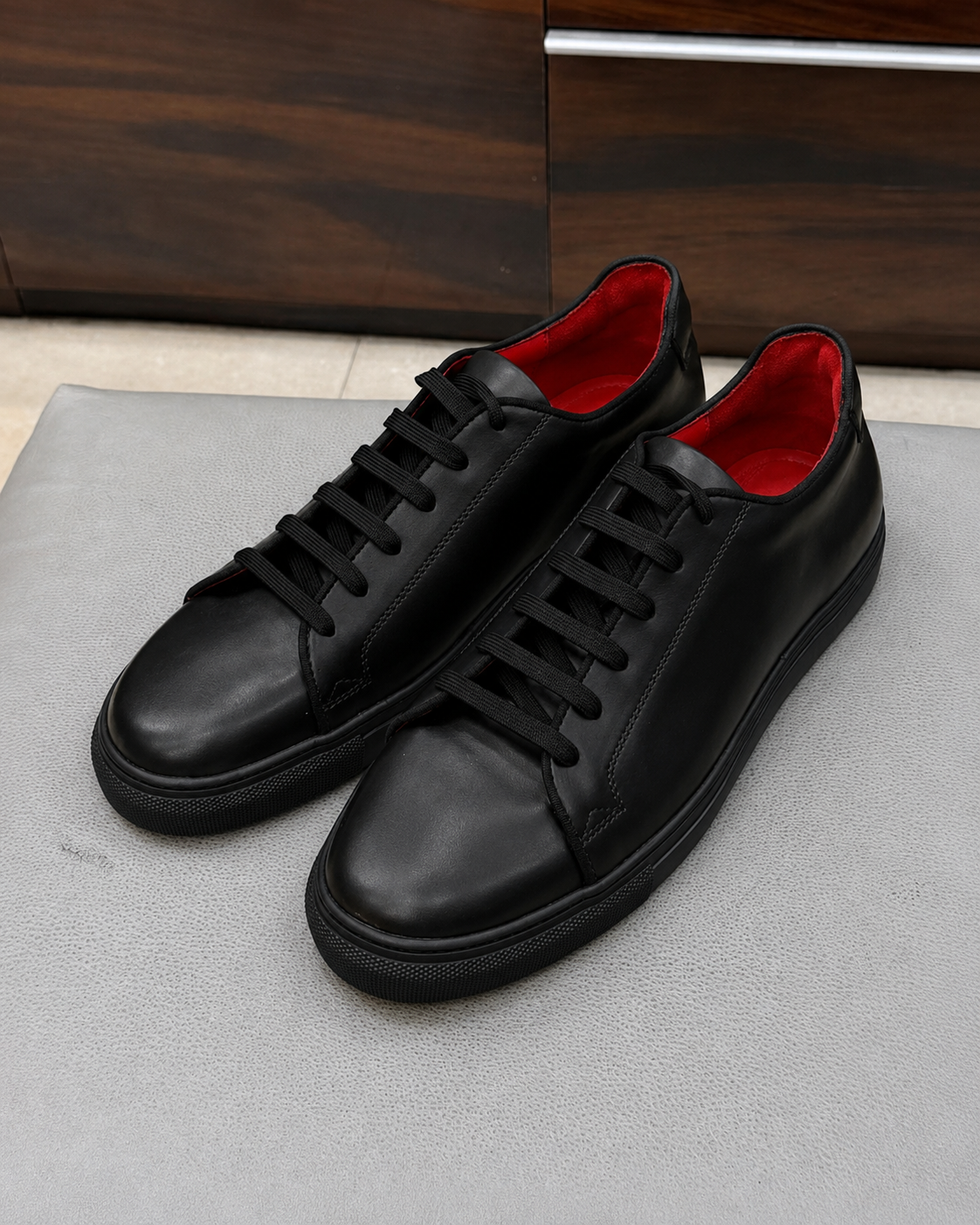 Black Low-top Sneakers in Calfskin Leather