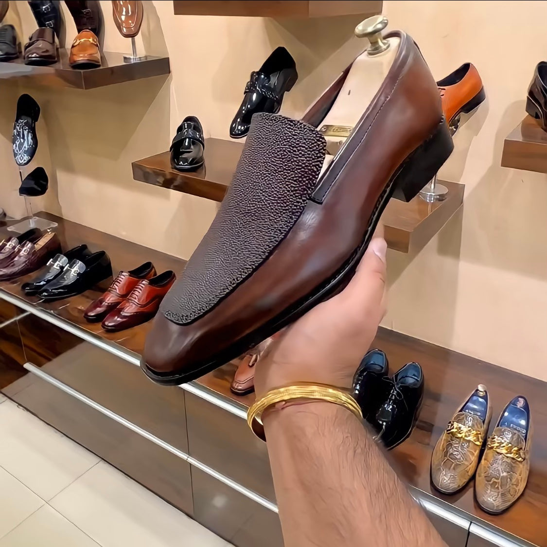 Brown Spectator Stingray Moccasins