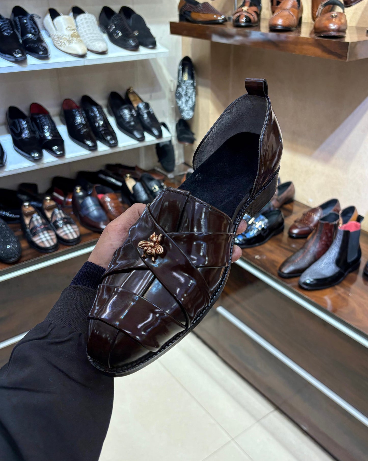 Dark Brown Sandals with Bee