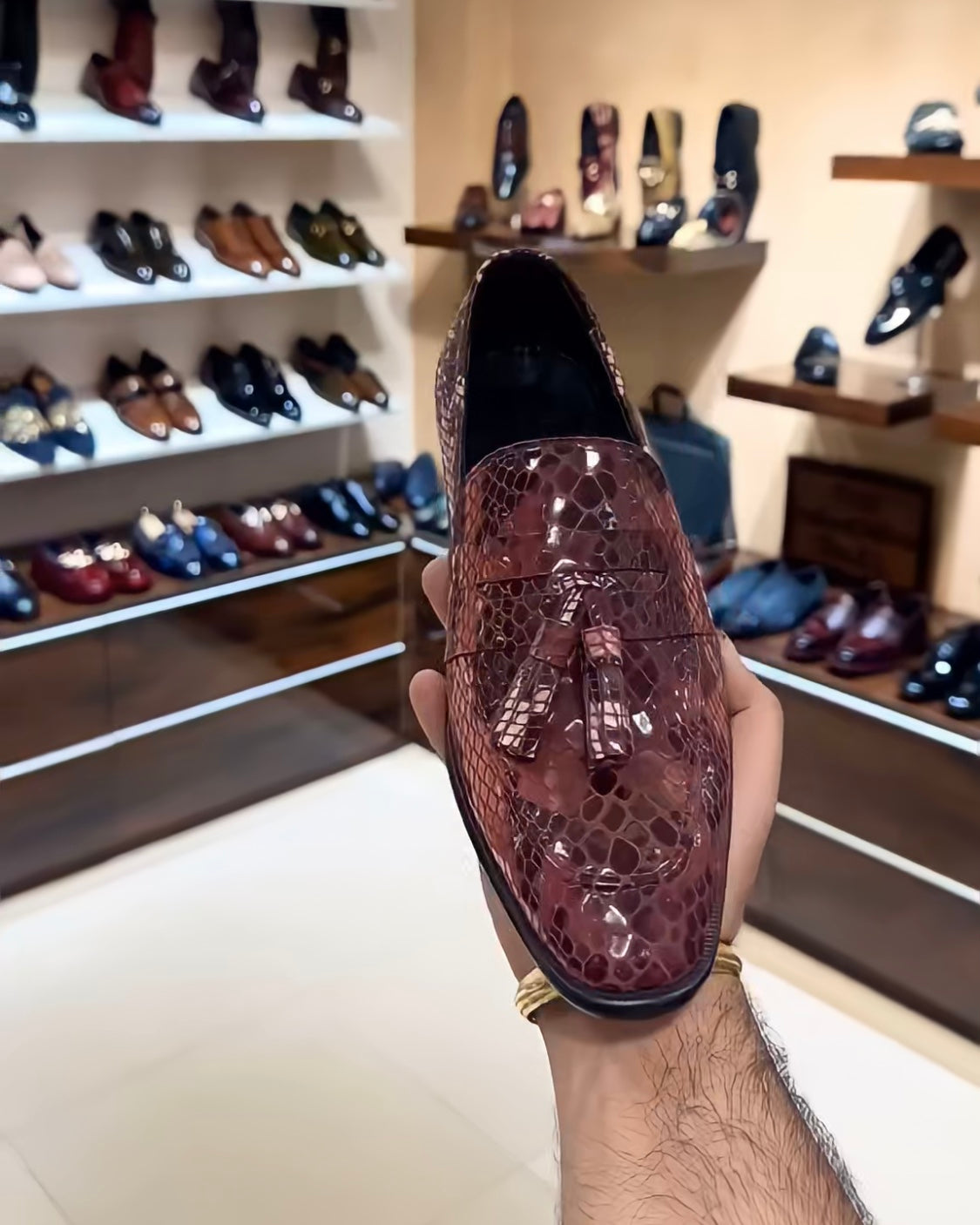 Exotic Burgundy Snake Pattern Tassel Loafers