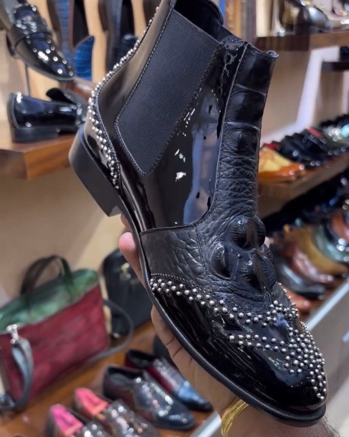 Luxe Edition Alligator Scaled Chelsea Boots