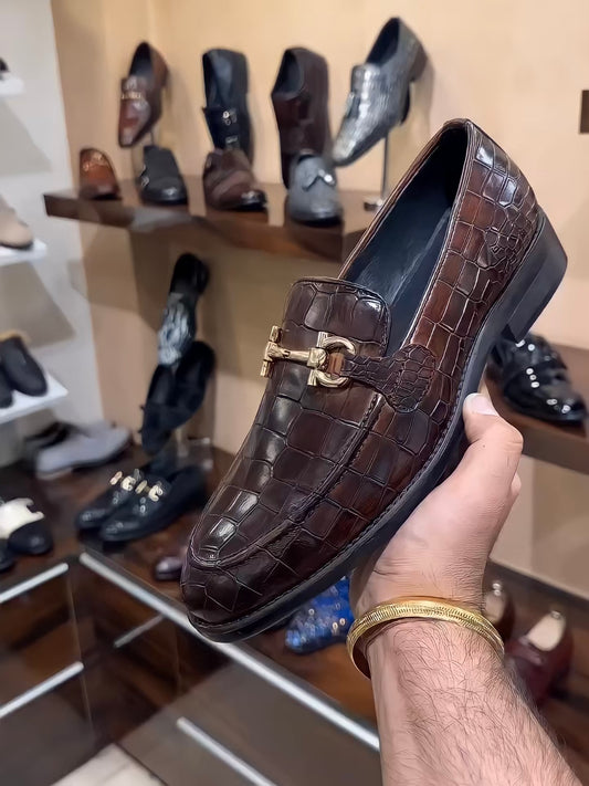 Mirror Gloss Brown Crocodile Scaled Moccasins
