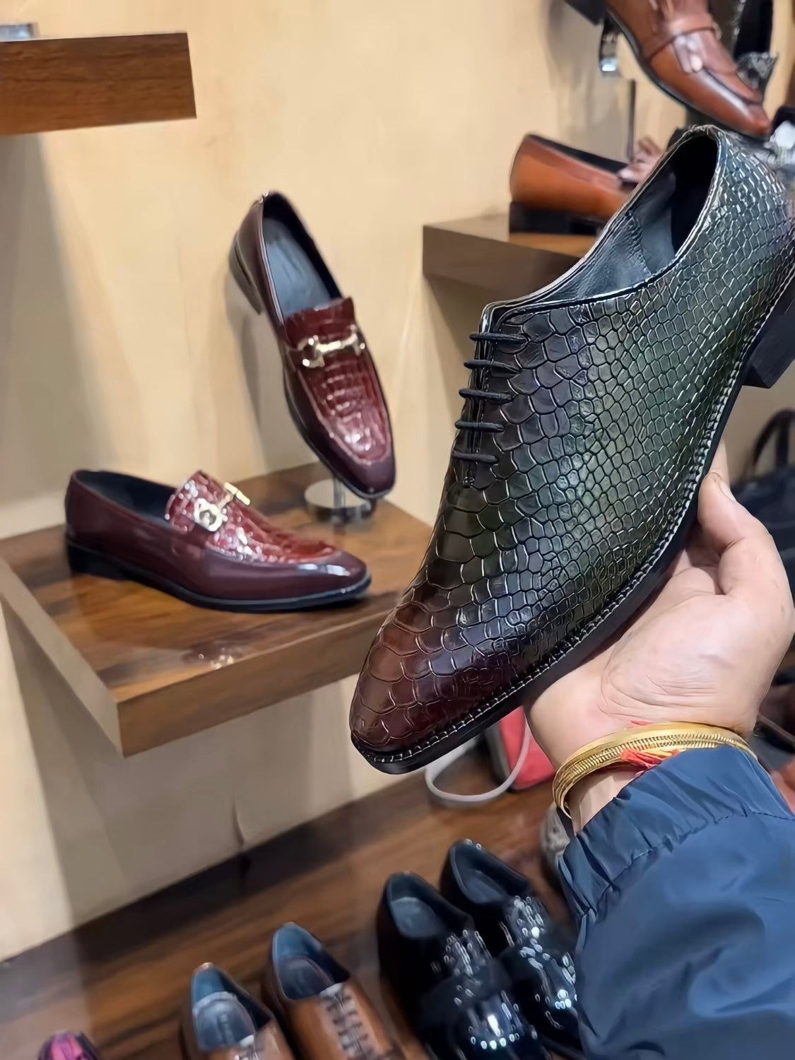 Dual-tone Patina Cobra Scaled Whole-cut Oxfords