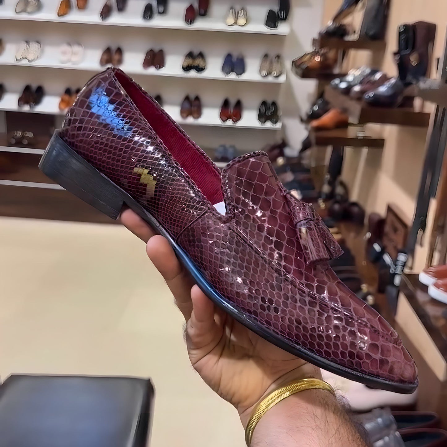 Siberian Cobra Scaled Tassels