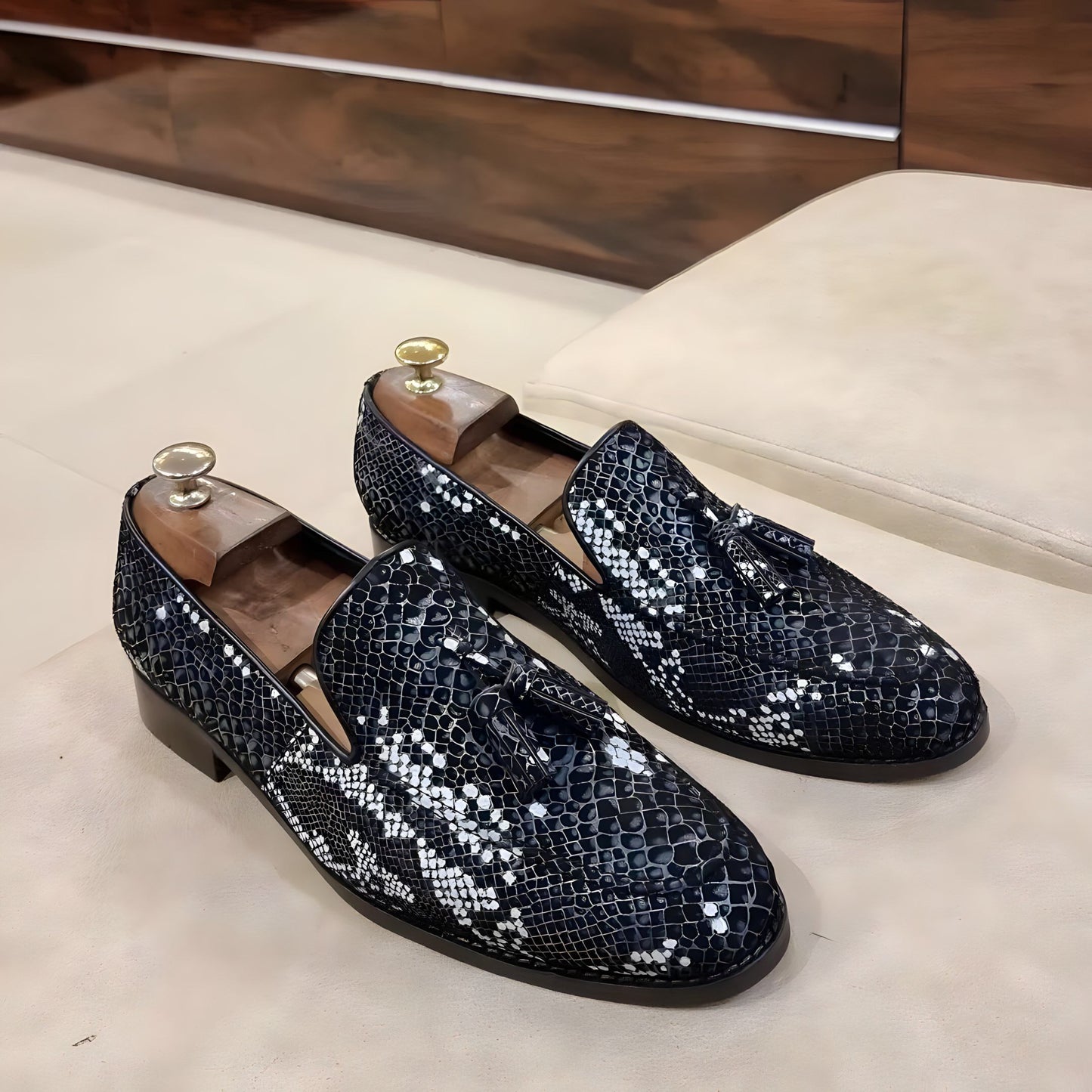 Exotic Grey-white Snake Foil Tassel Loafers
