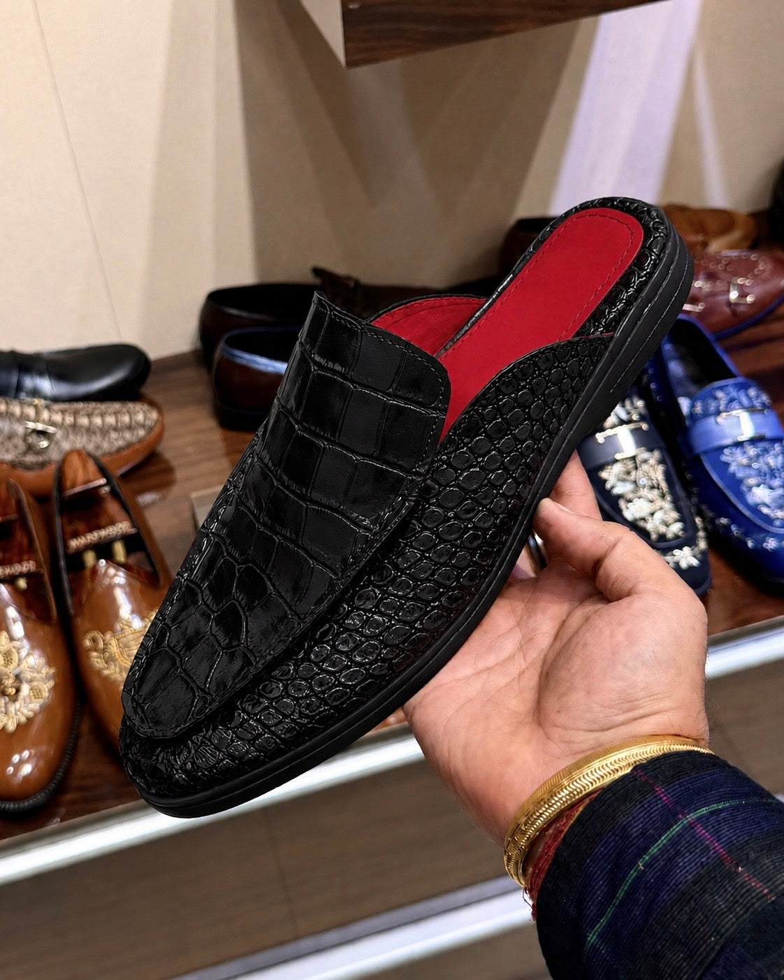 Exotic Black Crocodile Scaled Mules With Red Interior