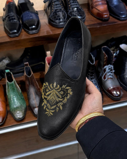 Black Calfskin Leather Gold Hand-embroidered Mojaris