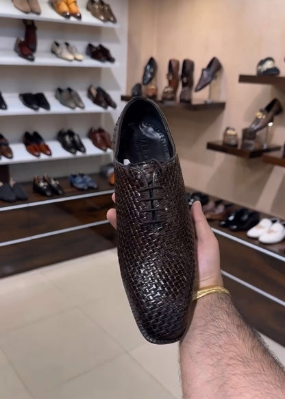 Brown Braided Leather Gold Heel Whole-cut Oxfords