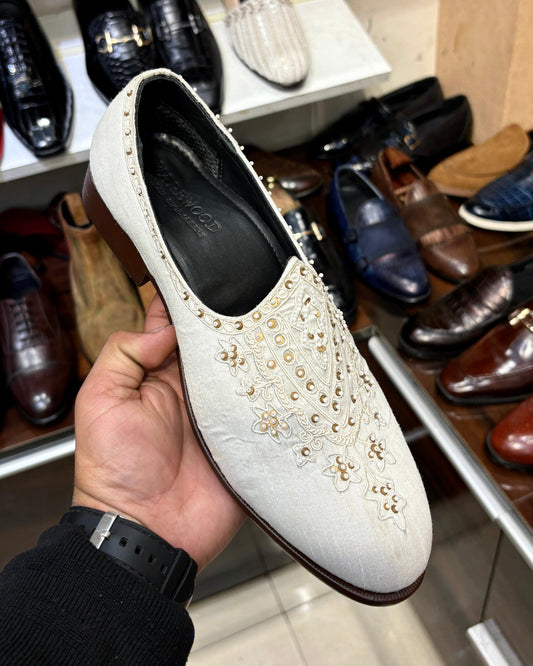 White Silk Hand-embroidered Mojaris with Brown Sole