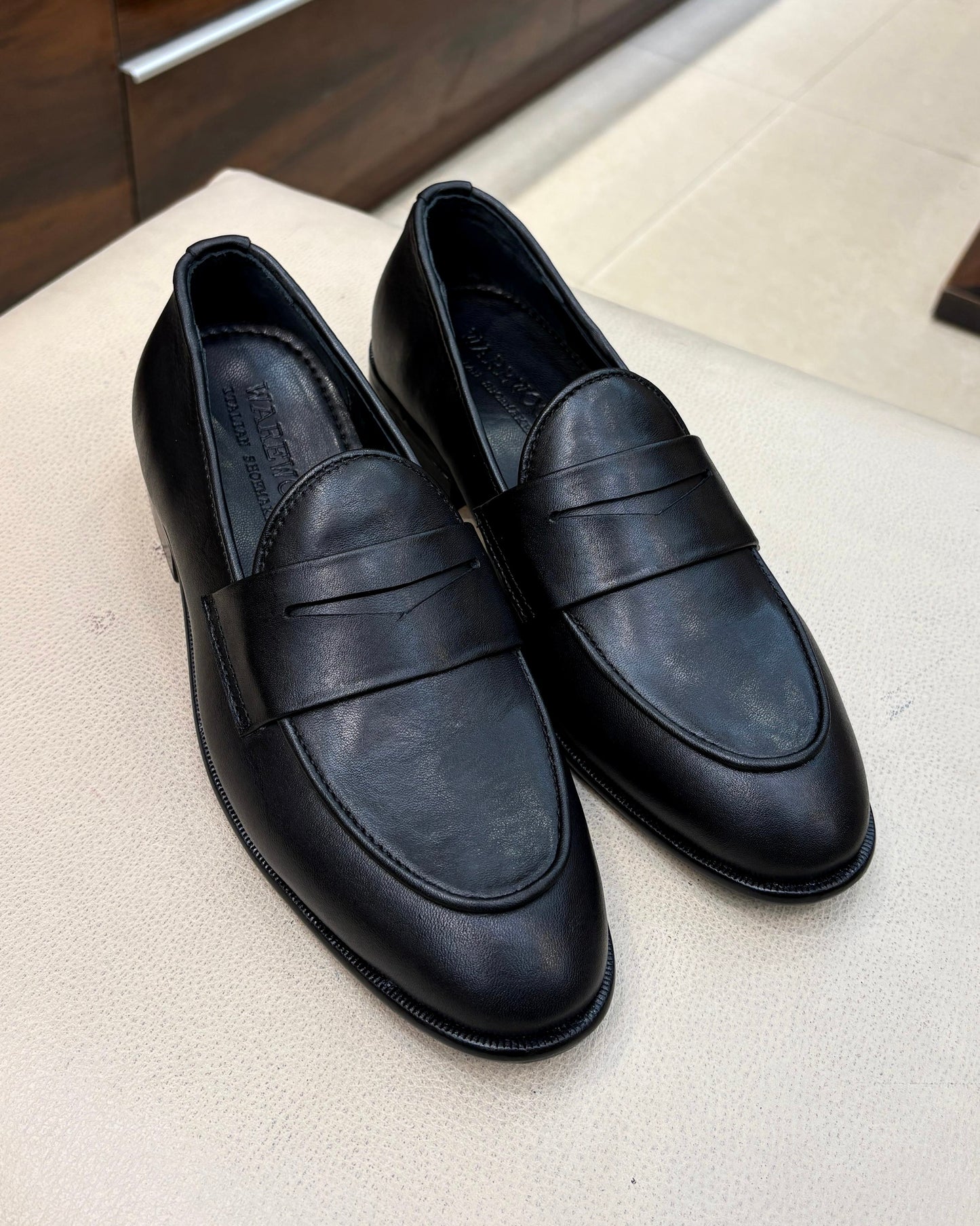 Classic Black Round Toe Penny Loafers