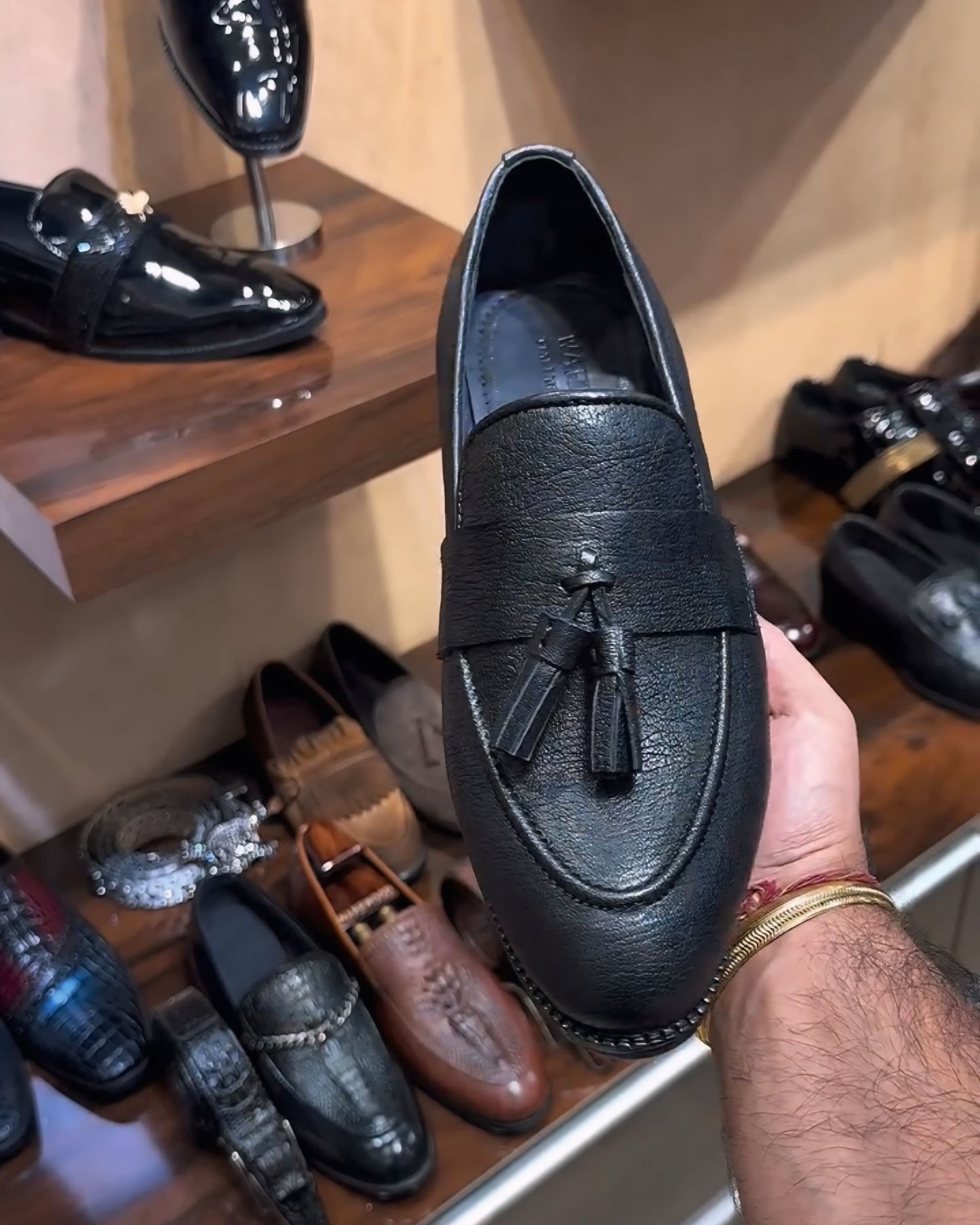 Classic Black Natural Grain Leather Tassel Loafers
