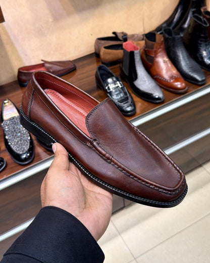 Classic Brown Hand-Stitched Apron Square-Toe Moccasins