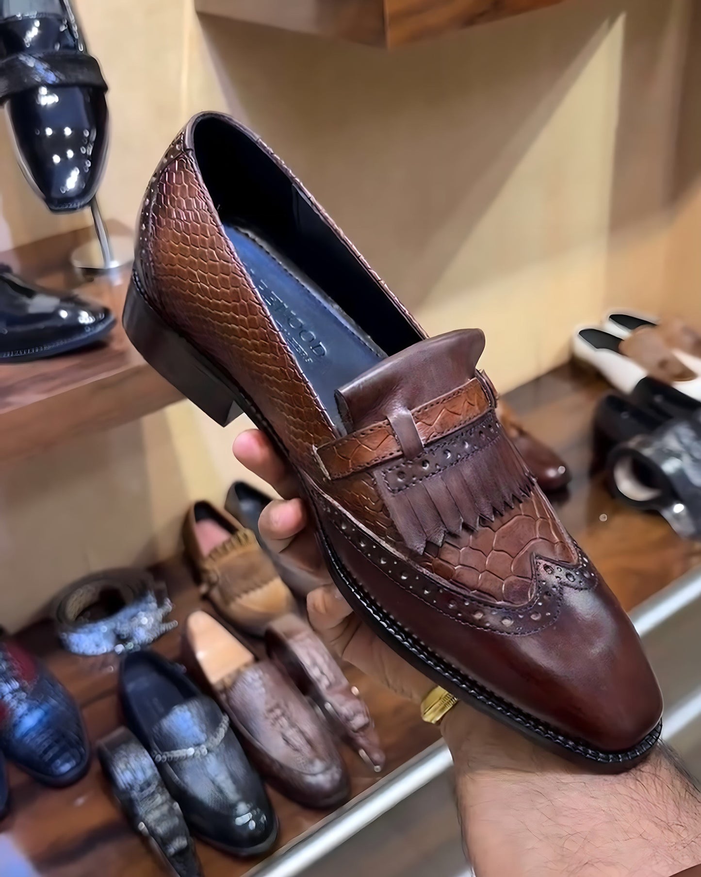Dual-tone Brown Patina Fringes Moccasins