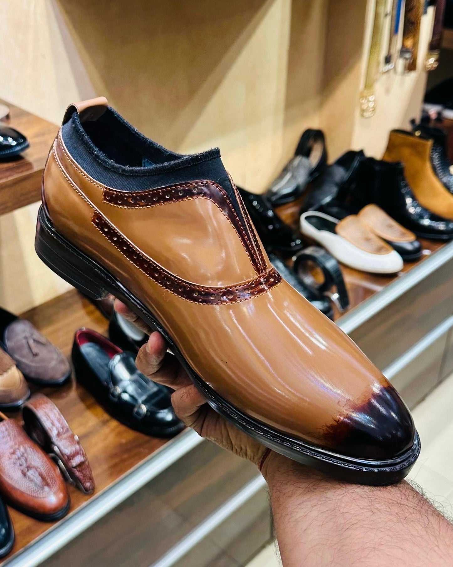 Oxford-Style Slip-On Shoes in Butter Beige Patina Finish with Dainite Sole