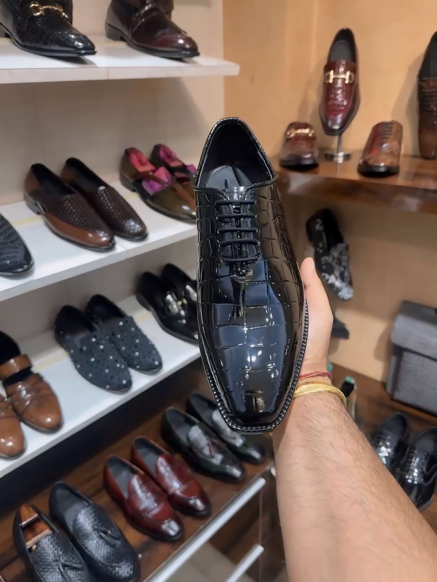 Patent Crocodile Leather Whole-cut Oxfords