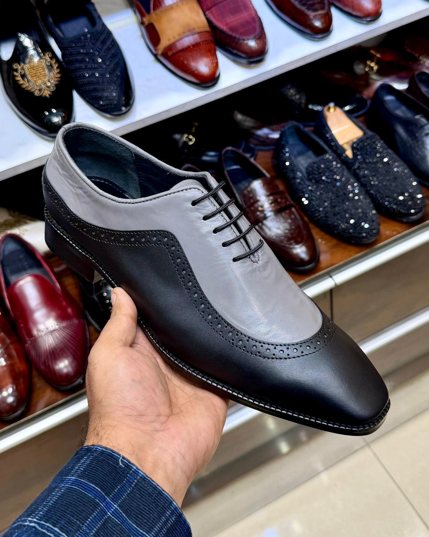 Black & Grey Side-wing Brogue Oxfords