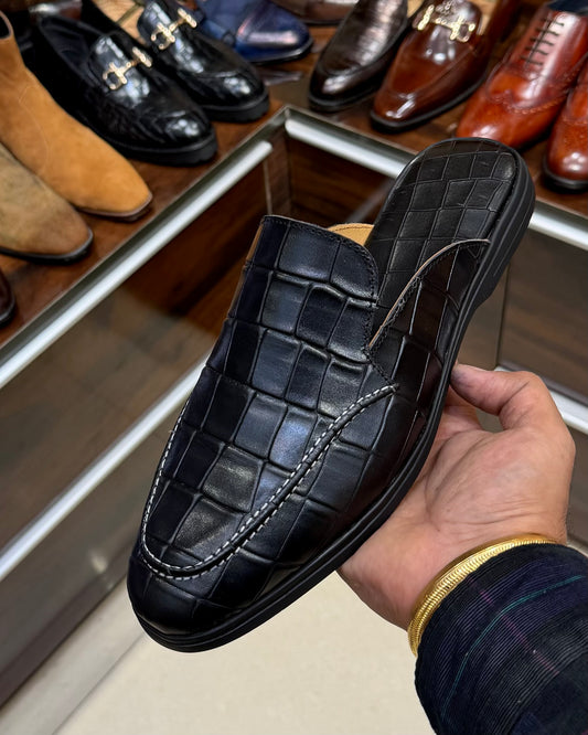 Black Deep-cut Crocodile Scaled Mules