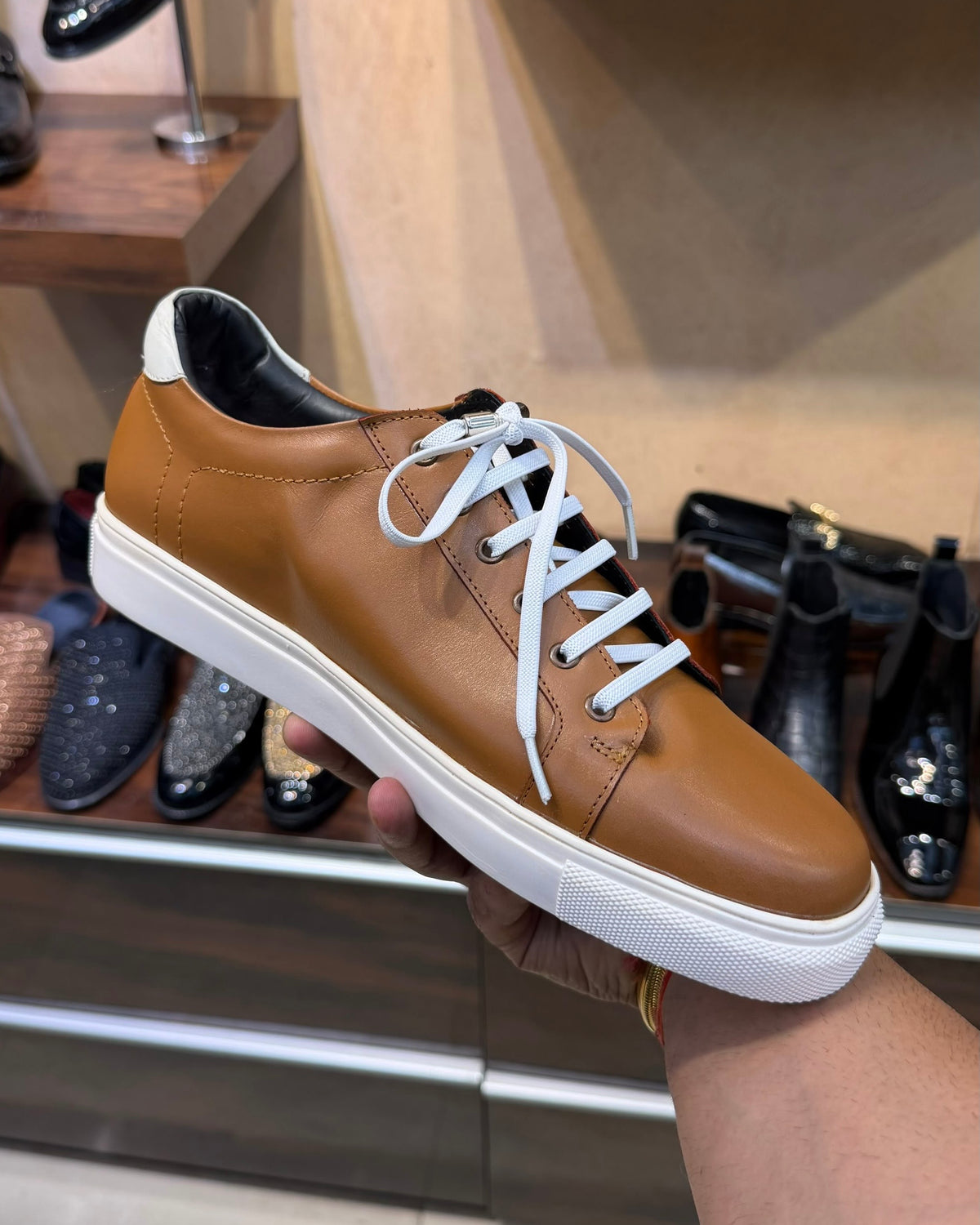 Tan Brown Low-top Sneakers