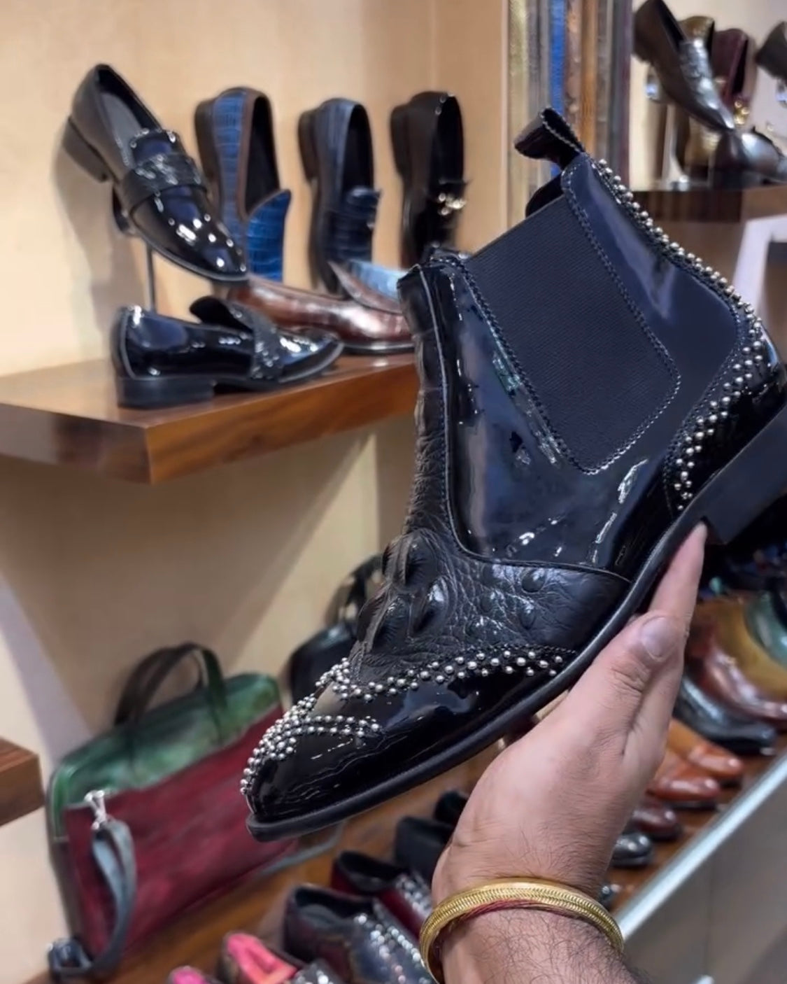 Luxe Edition Alligator Scaled Chelsea Boots