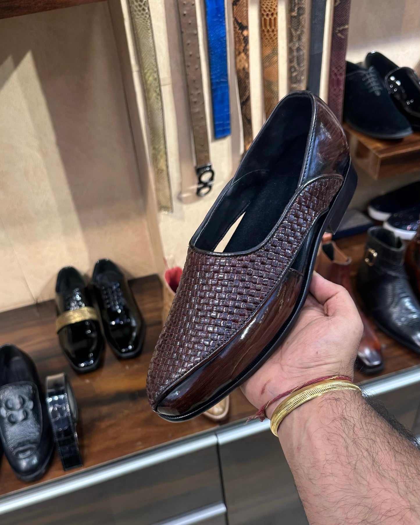 Walnut Brown Braided Leather Brush-off Peshawaris