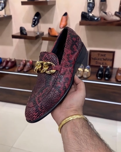 Exotic Red-black Snake Moccasins with Gold Chain Buckle