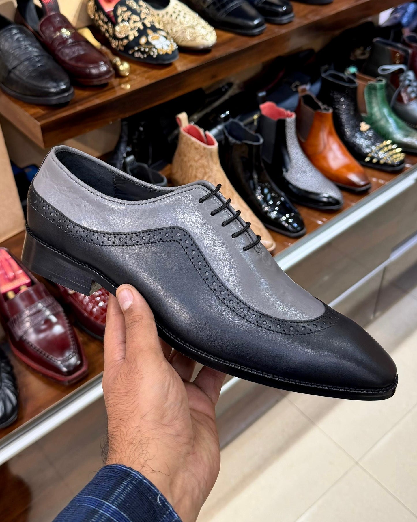 Black & Grey Side-wing Brogue Oxfords