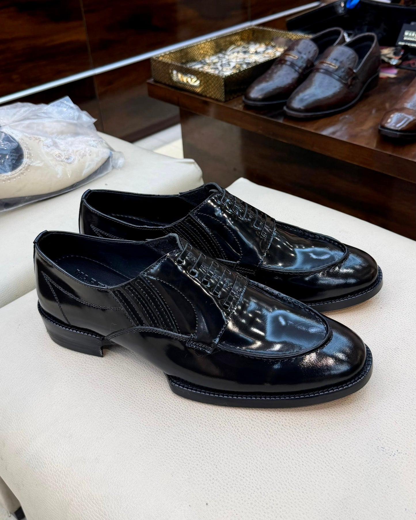 Black Smooth Calf U-tip Derby Moccasins