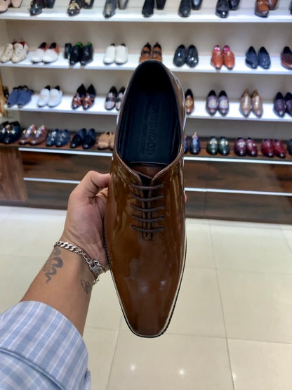 Walnut Brown Patina Whole-cut Oxfords