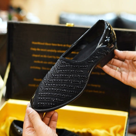 Black Hand-embroidered Spectator Peshawaris