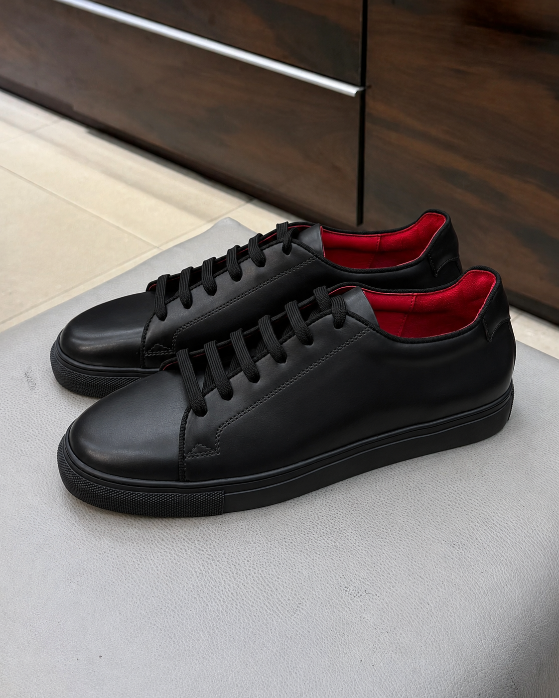 Black Low-top Sneakers in Calfskin Leather