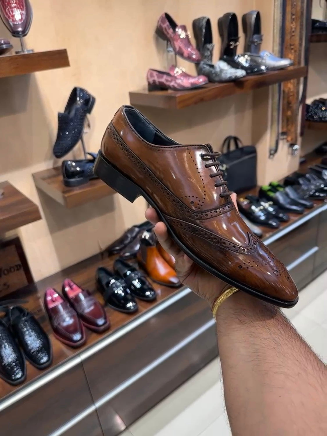 Walnut Brown Wingtip Semi-Brogue Oxfords
