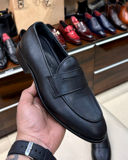 Classic Black Round Toe Penny Loafers