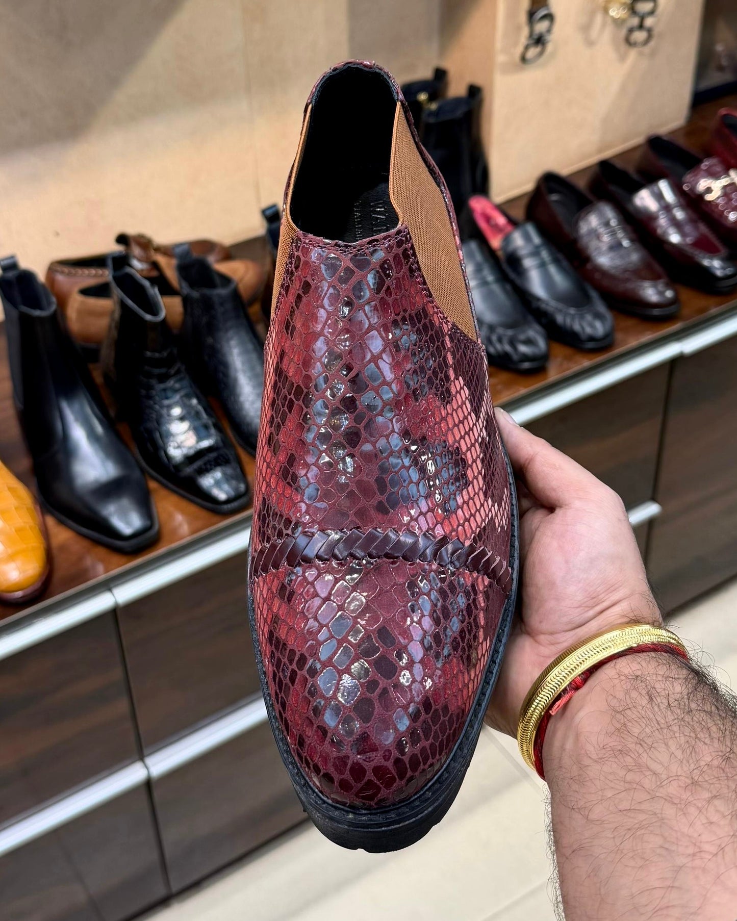 Exotic Burgundy Snake Pattern Low-top Chelsea Boots with Lug Sole