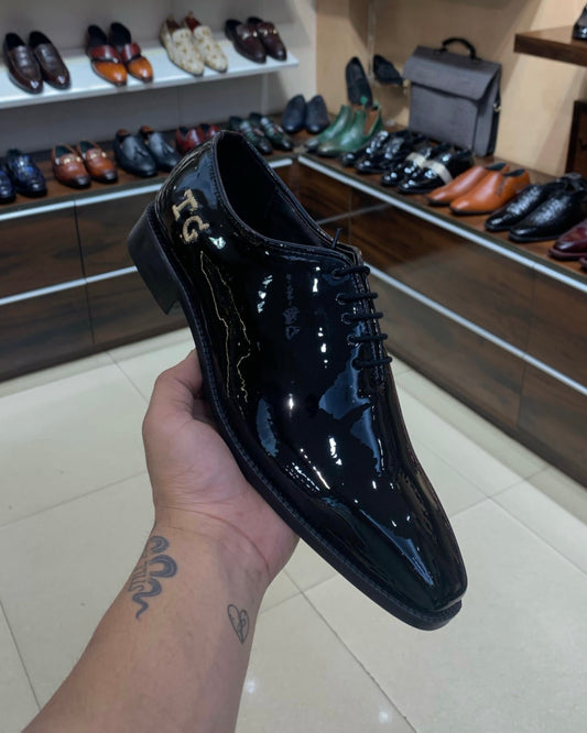 Luxe Edition Black Patent Lace-up Oxfords