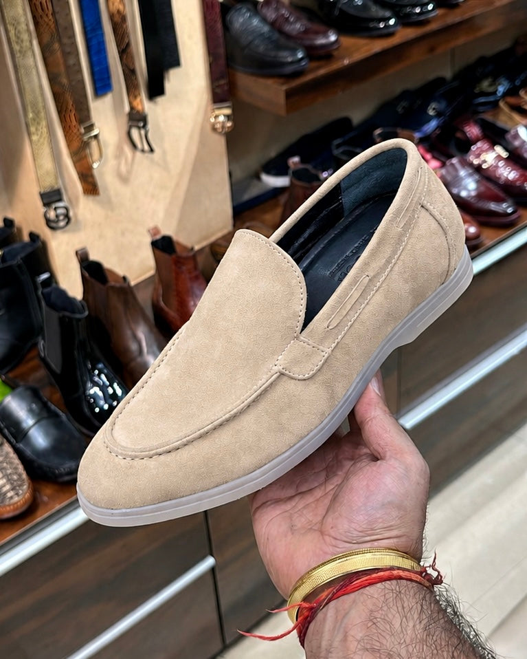 Beige yacht loafers